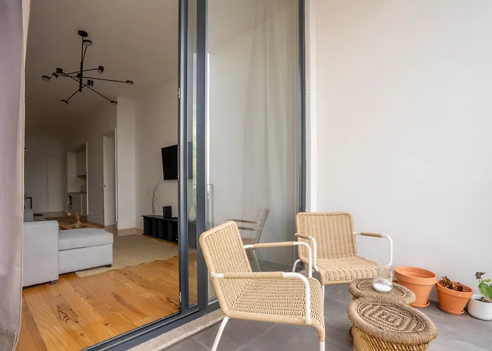 דירה Chic 1br In Republica W Balcony By Lovelystay